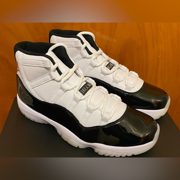 JORDAN 11 RETRO GRATITUDE **Sz 12** - Picture 5 of 8